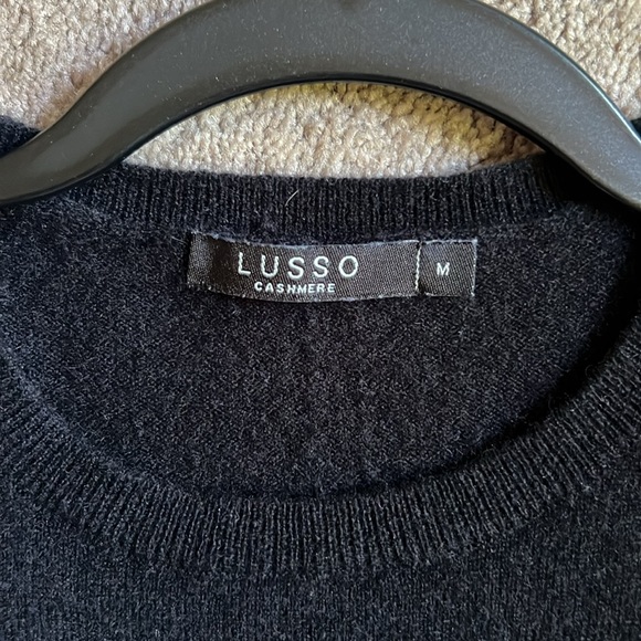 Lusso 100% cashmere dress - Picture 3 of 7
